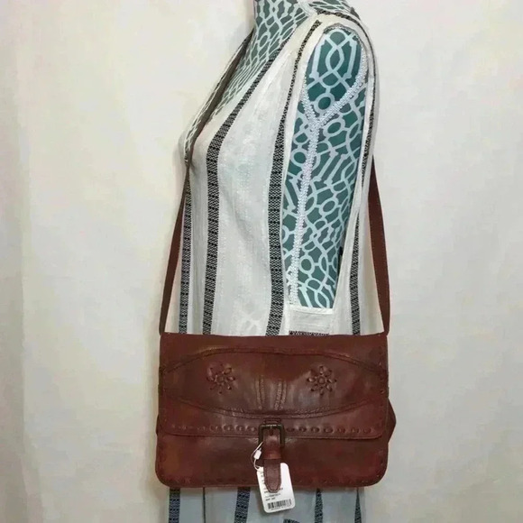 Matisse Boho Leather Convertible Crossbody Clutch Purse Bag - Picture 2 of 7